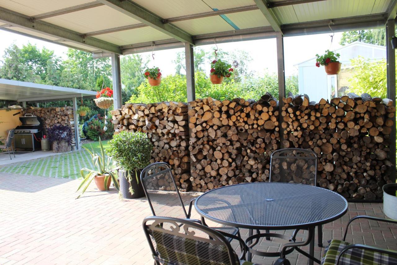 Kleines Zuhause Apartment Magdeburg Bagian luar foto