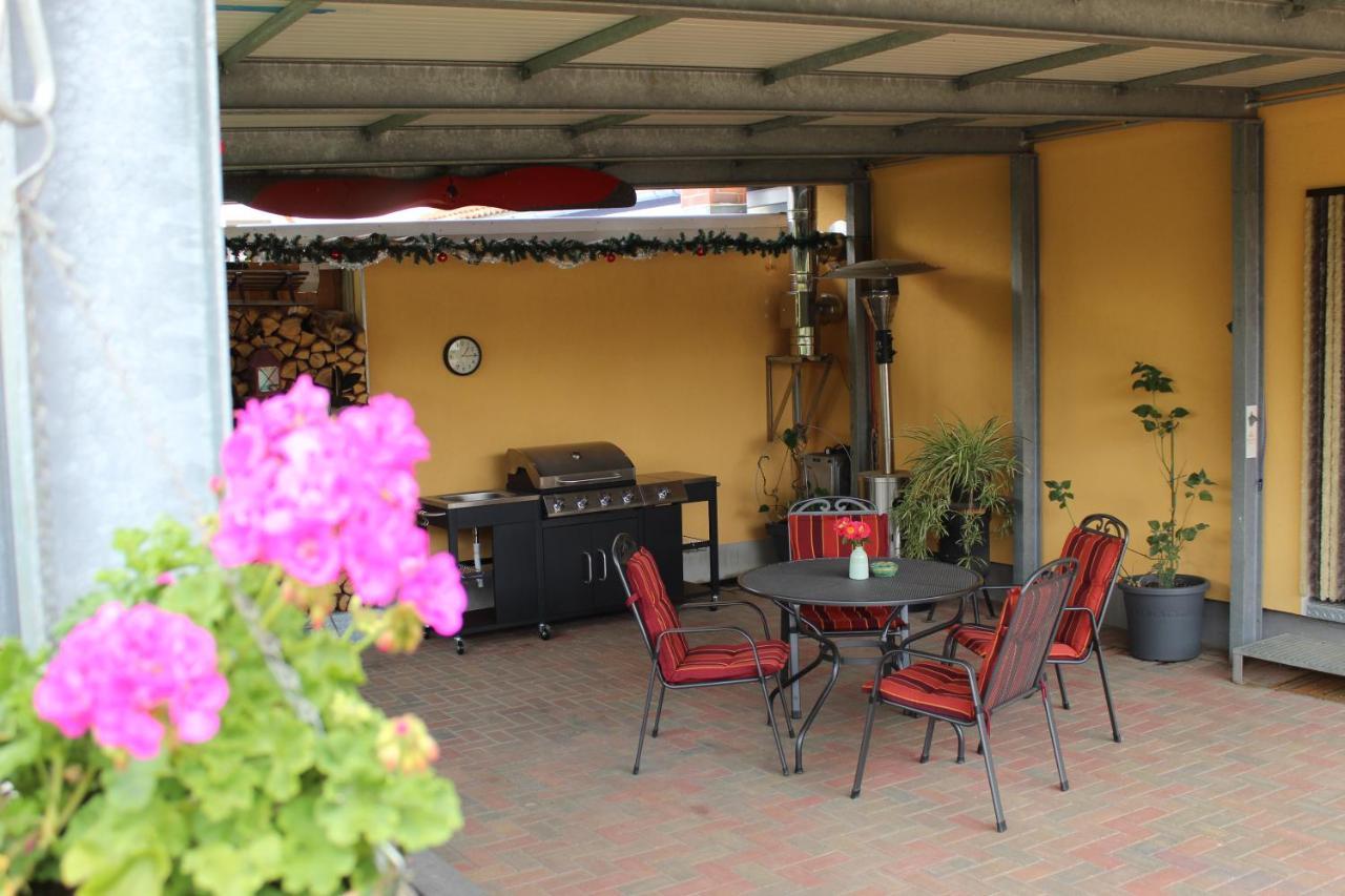 Kleines Zuhause Apartment Magdeburg Bagian luar foto