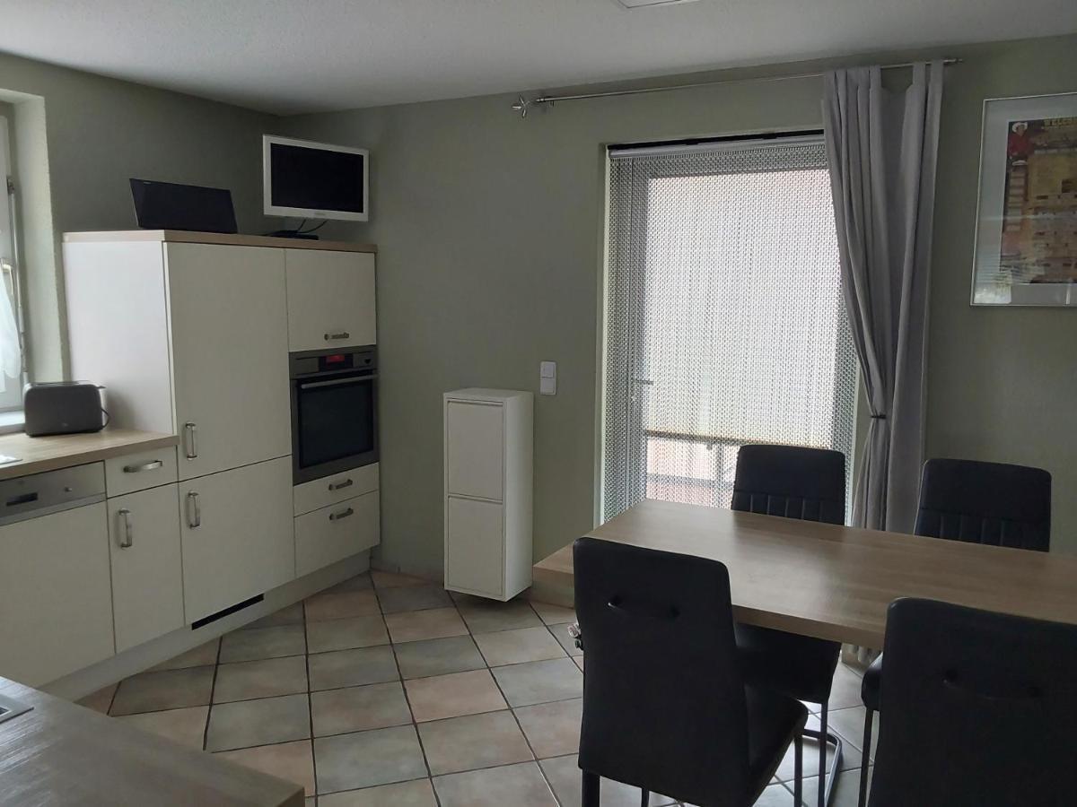 Kleines Zuhause Apartment Magdeburg Bagian luar foto