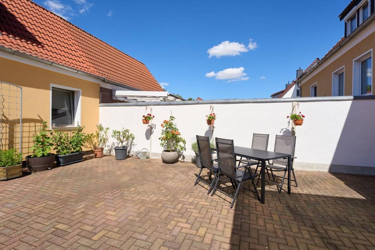 Kleines Zuhause Apartment Magdeburg Bagian luar foto